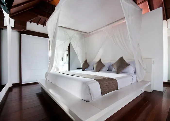 Villa 5br Sabtu - Minggu Seminyak (Bali)