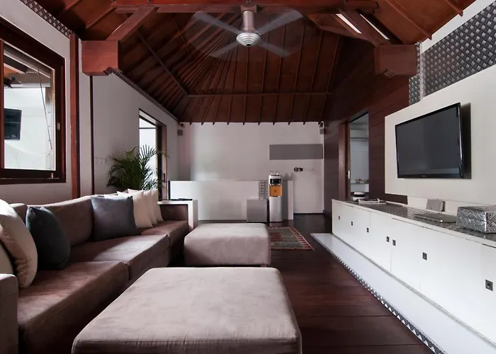 5br Sabtu - Minggu Seminyak (Bali)