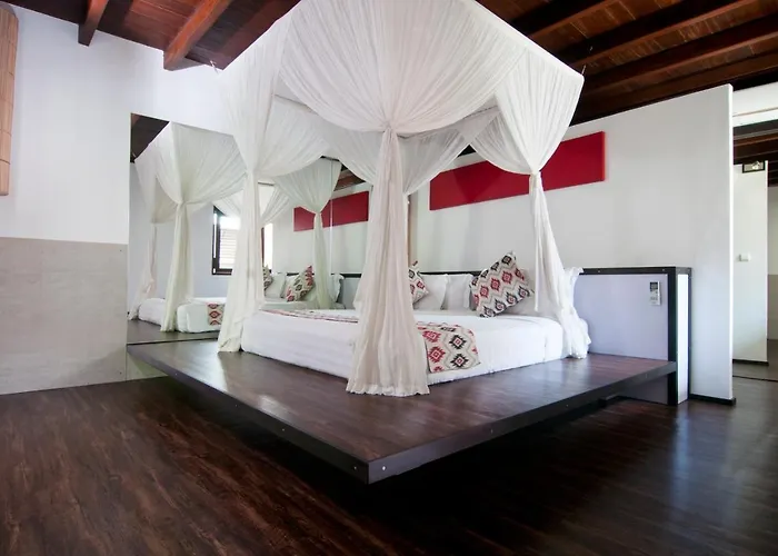 5br Sabtu - Minggu Seminyak (Bali)