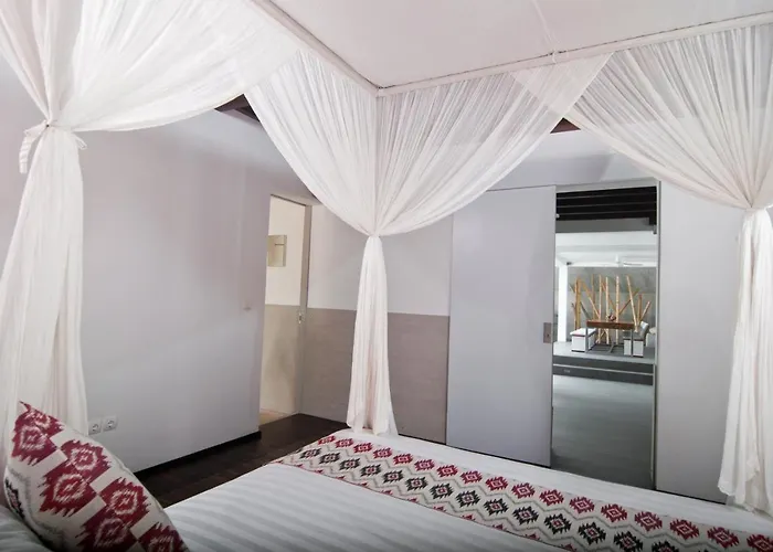 5br Sabtu - Minggu
