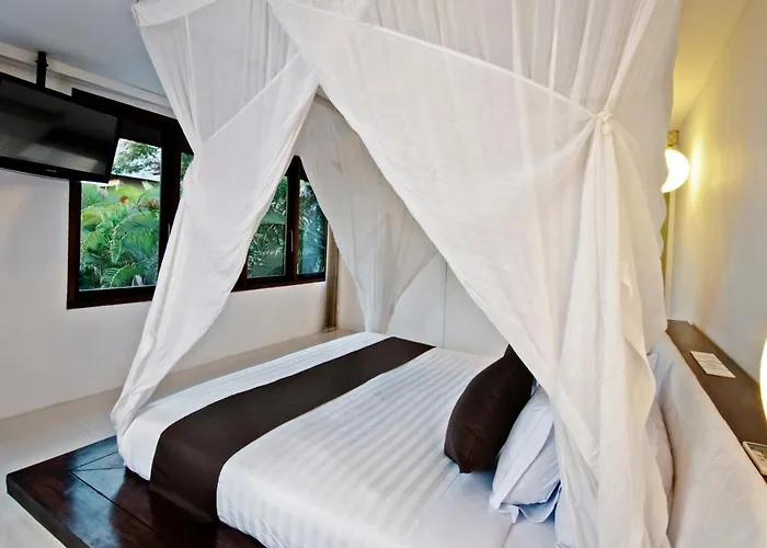5br Sabtu - Minggu * Seminyak (Bali)